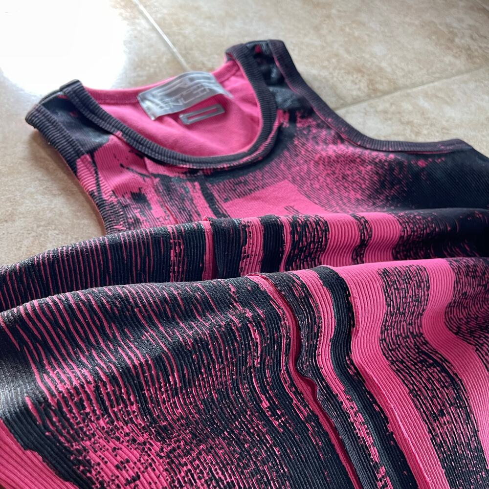 Japanese Brand Crack Graphic Print Black Pink Thermal Tank Top size M